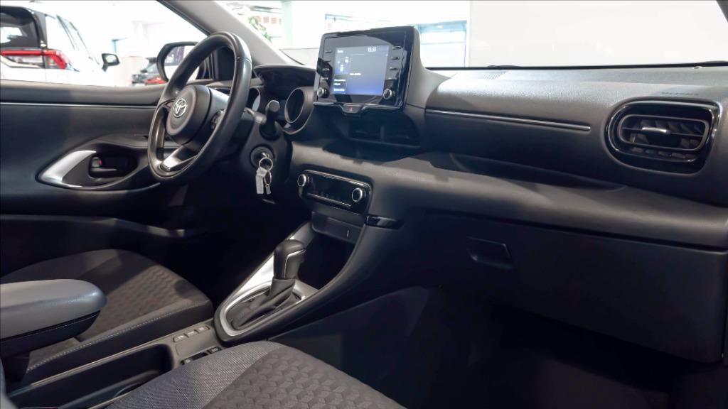 TOYOTA Yaris 1.5h Trend del 2021