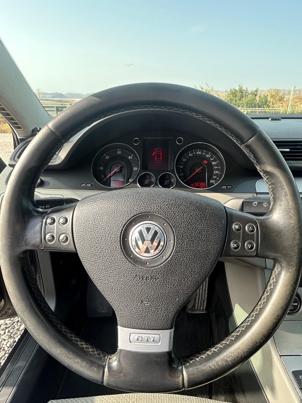 Volkswagen Passat 2.0 TDI DPF Comfortline