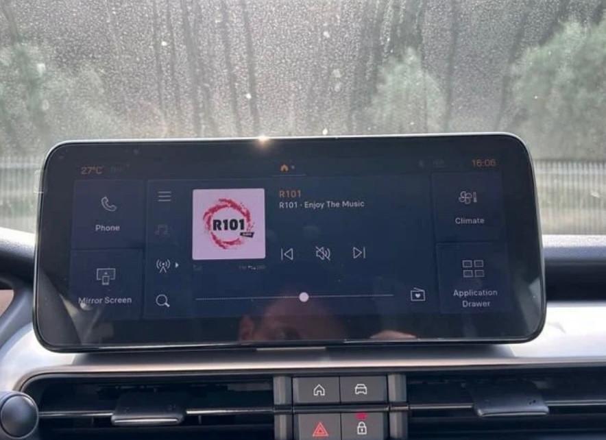 Jeep Avenger 1.2 Turbo 100 CV MHEV Summit