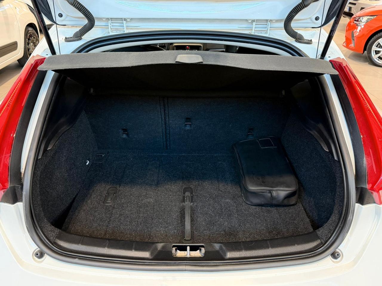 Volvo V40 1.5 T2 Geartronic