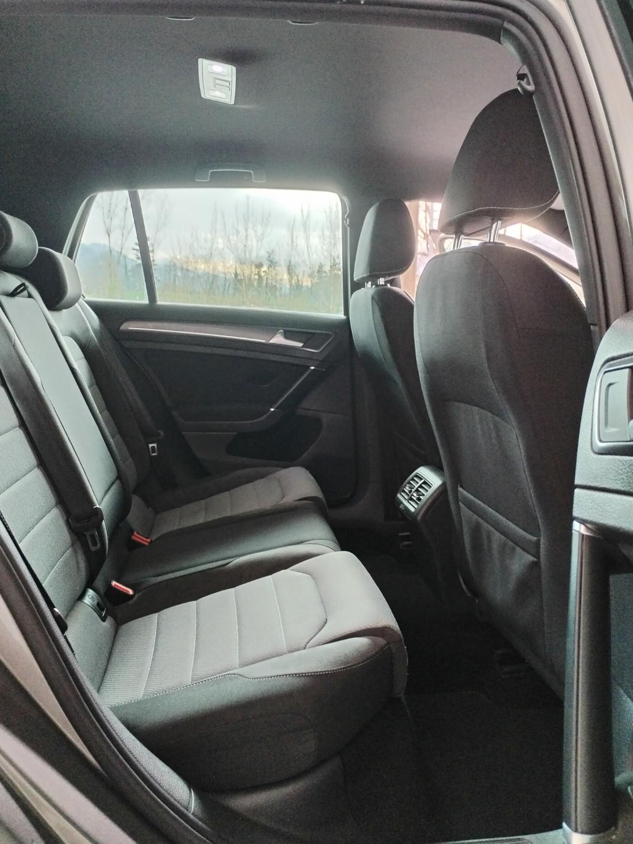 Volkswagen Golf 1.6 TDI 110 CV 5p. Highline BlueMotion Technology