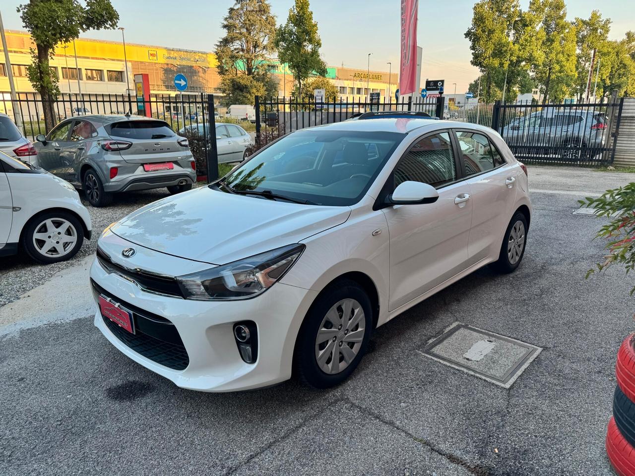 Kia Rio 1.2 MPi 84CV 5P GPL Cool