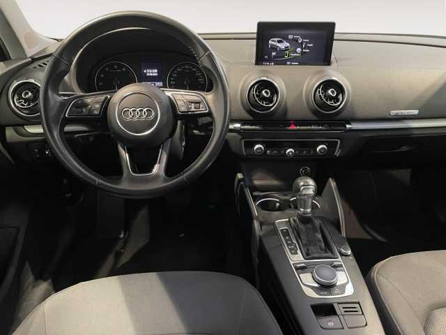 Audi A3 1.5 130CV g-tron S-tronic Business - IVA ESPOSTA -