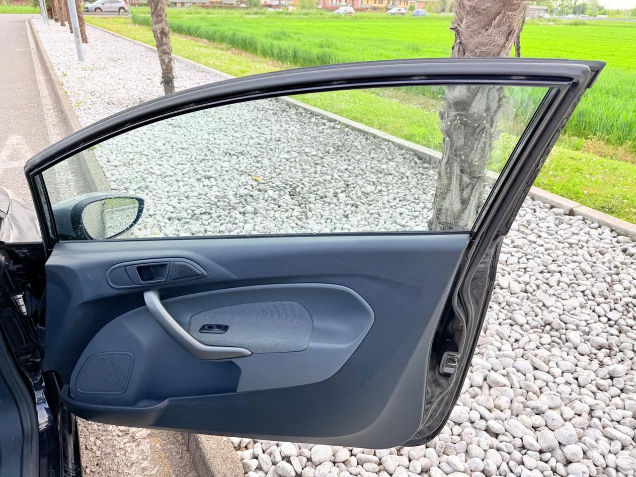 Ford Fiesta 1.4 - GPL