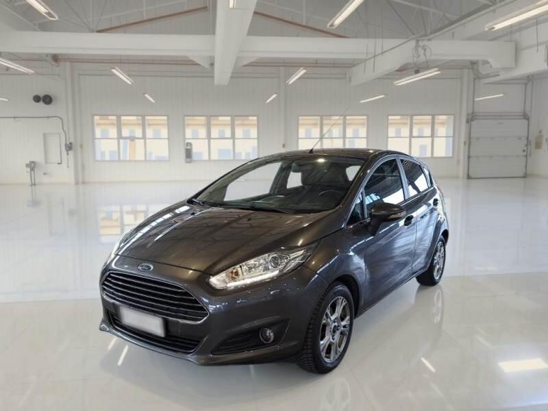 Ford Fiesta 1.5 TDCi 75CV 5 porte Titanium