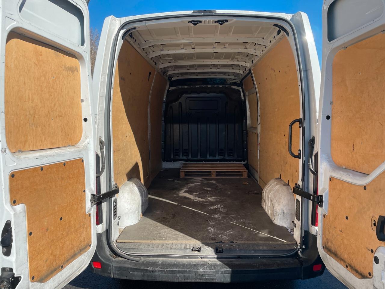 Renault Master IV 35 FWD T35 2.3 dci 135cv L3H2 Ice