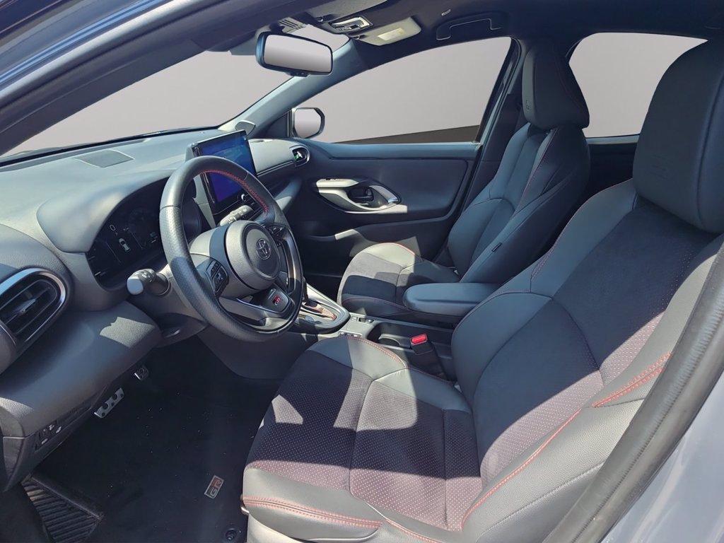 TOYOTA Yaris 1.5h 130 gr sport del 2025