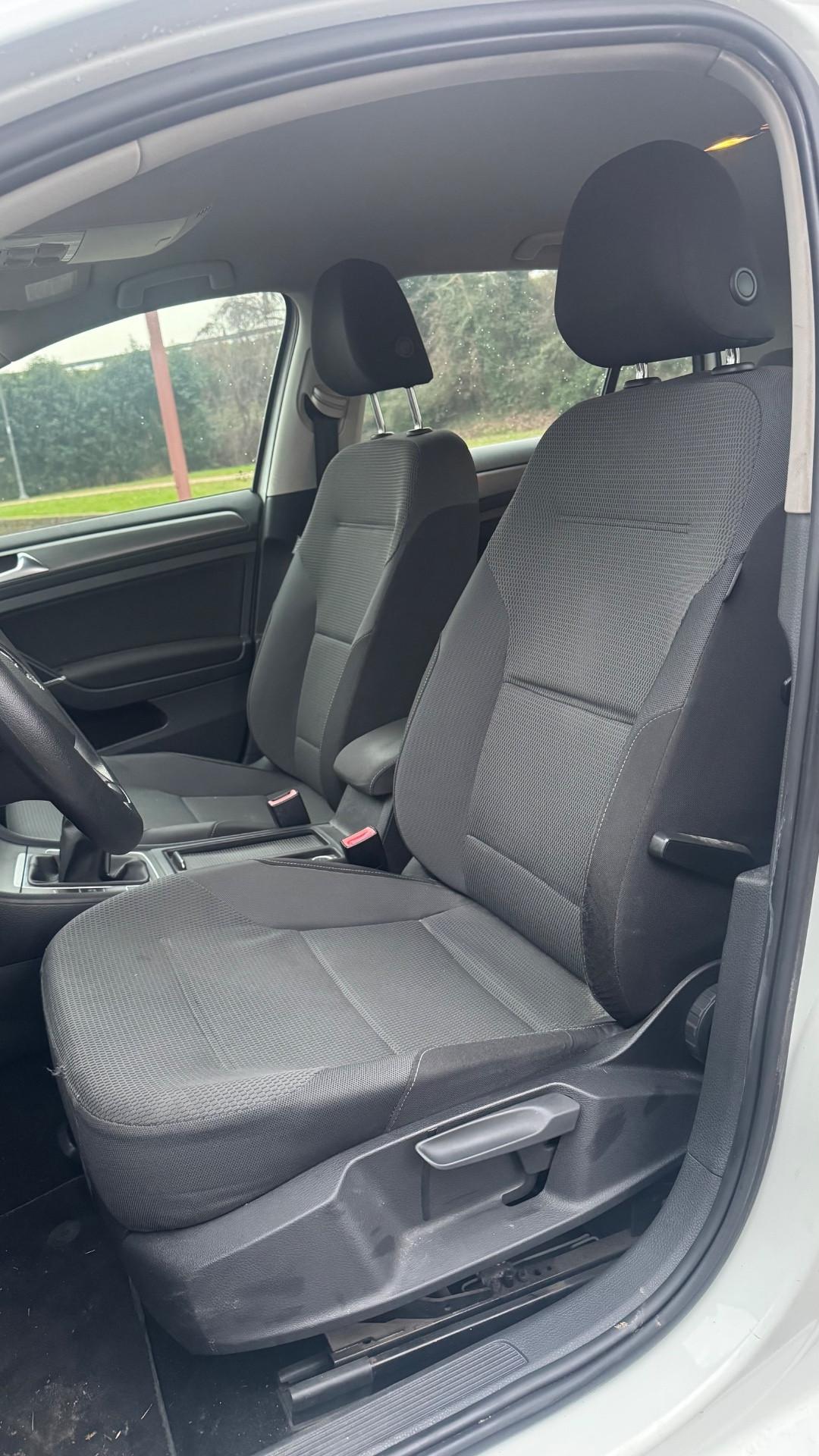 Volkswagen Golf 1.2 TSI