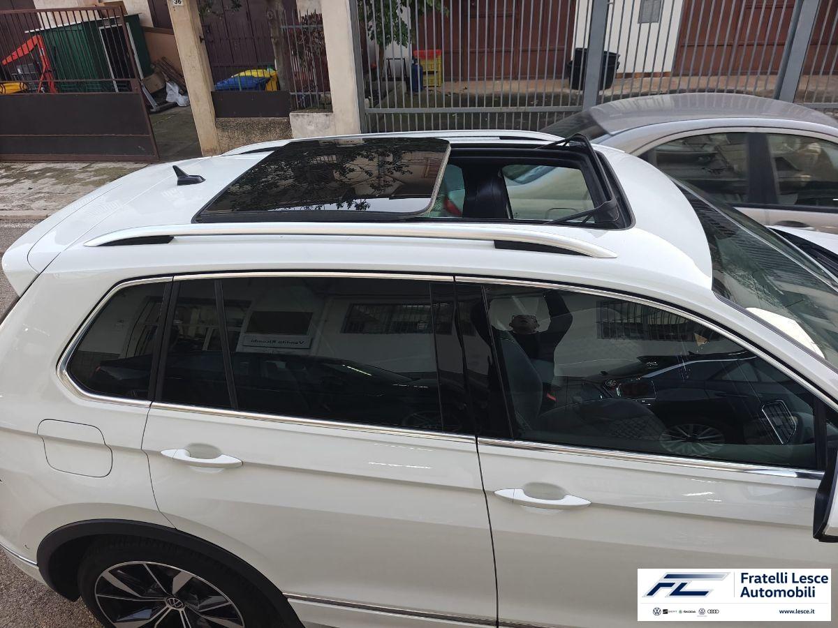 VOLKSWAGEN - Tiguan 2.0 tdi R-Line 4motion 200cv dsg (Esposizione Piano Lago)