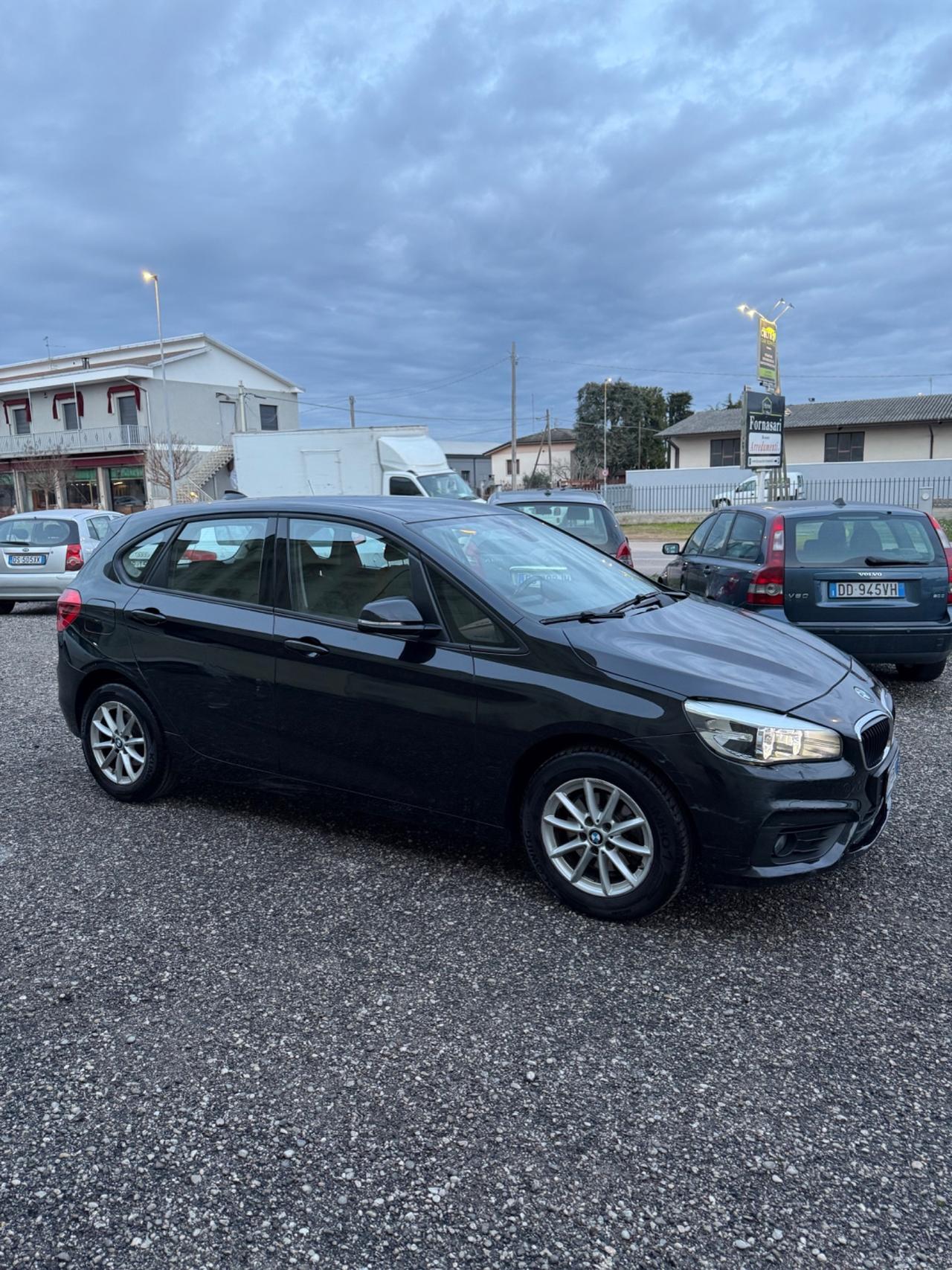 Bmw 2er Active Tourer 218d Luxury