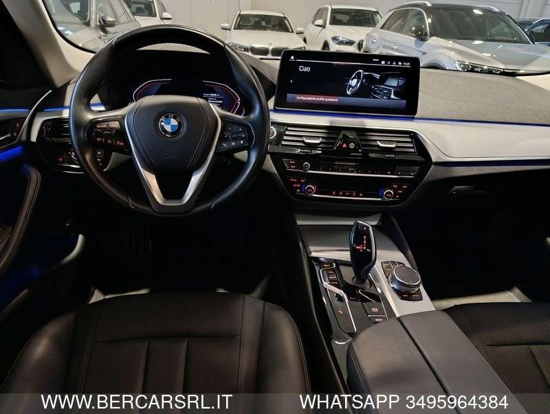 BMW Serie 5 520d 48V xDrive Business*LED*PACCHETTO LUCI*SEDILI IN PELLE*PDC*TELECAMERA*