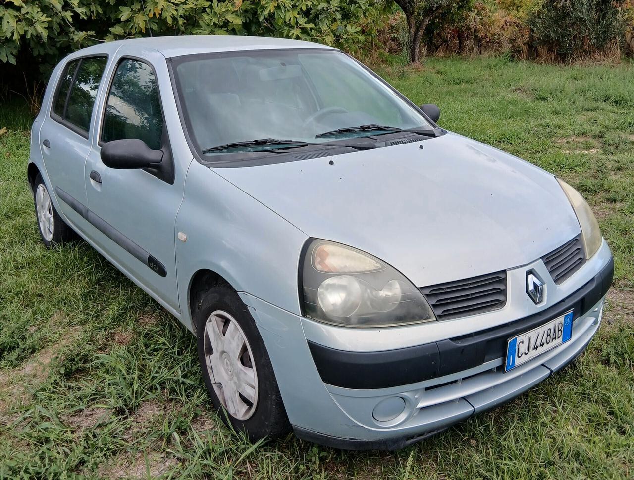 Renault Clio 1.5 diesel 65 cv
