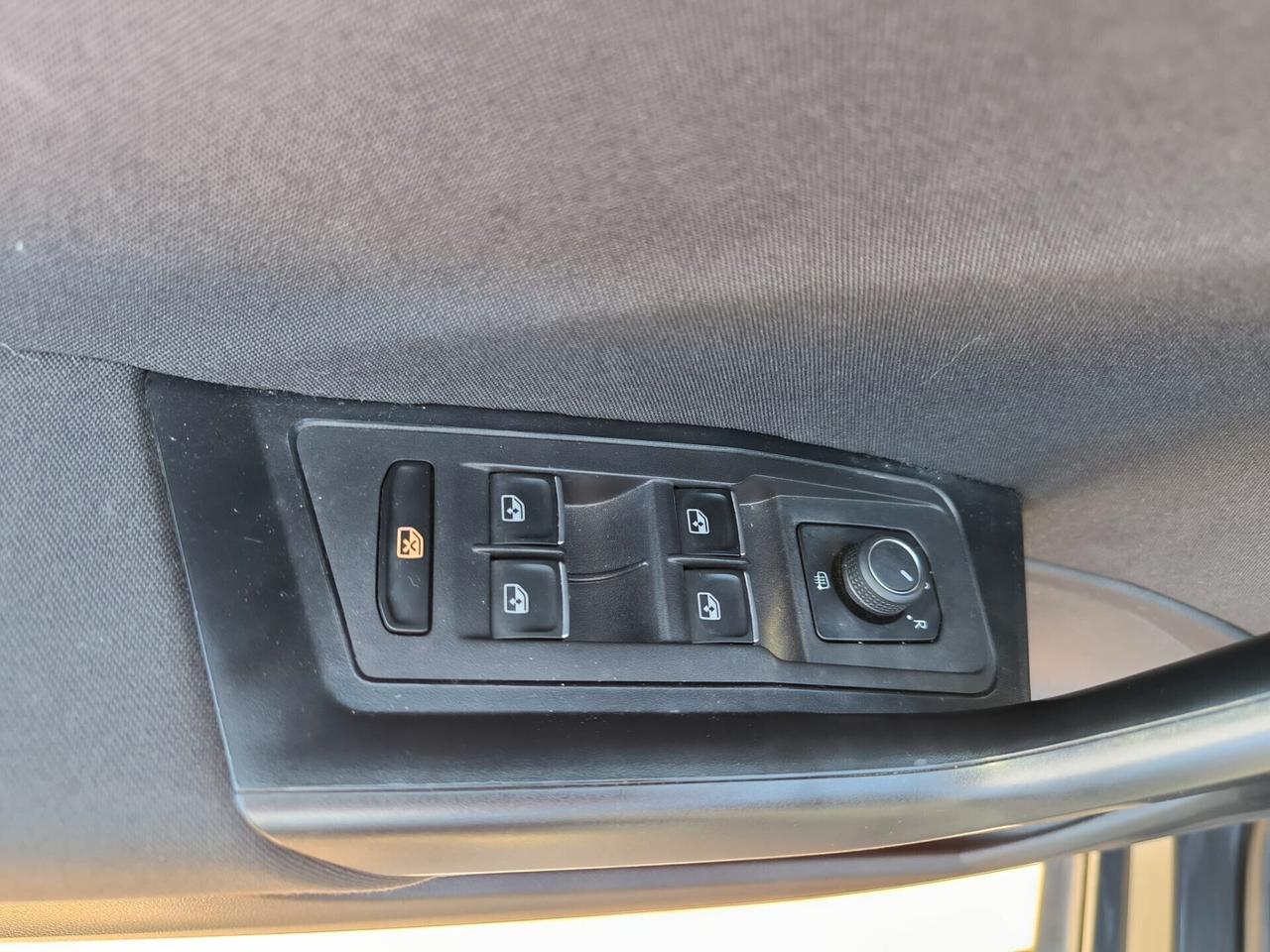 Volkswagen T-Roc 2.0 TDI SCR 150 CV DSG Business BlueMotion Technology