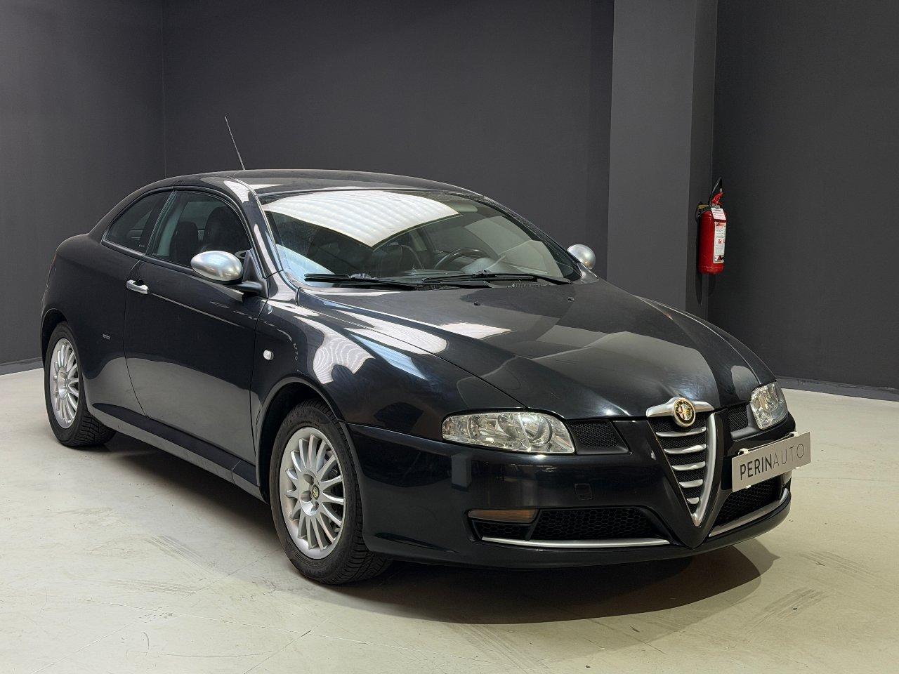 Alfa Romeo GT 1.9 jtd mjt Distinctive