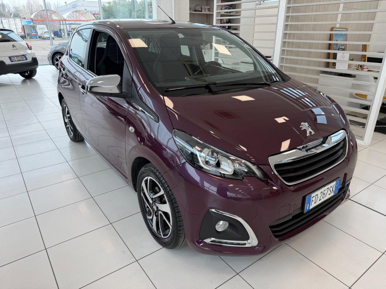 Peugeot 108 VTi 68 ETG 5 porte Allure Neopatentati