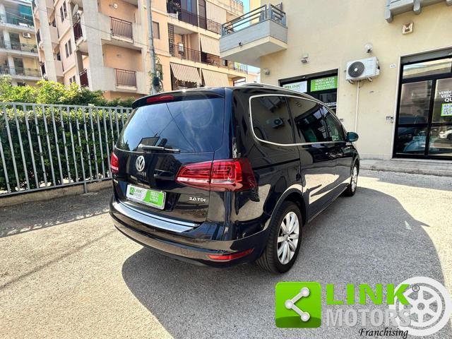 VOLKSWAGEN Sharan .