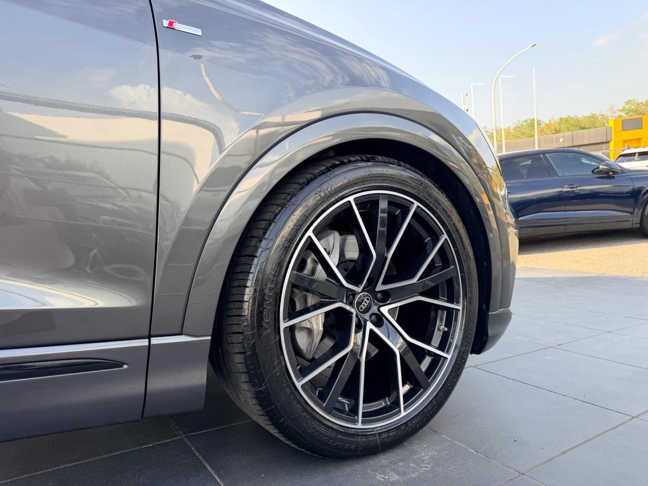 Audi Q8 50 TDI 286 CV quattro tiptronic S-line plus tetto