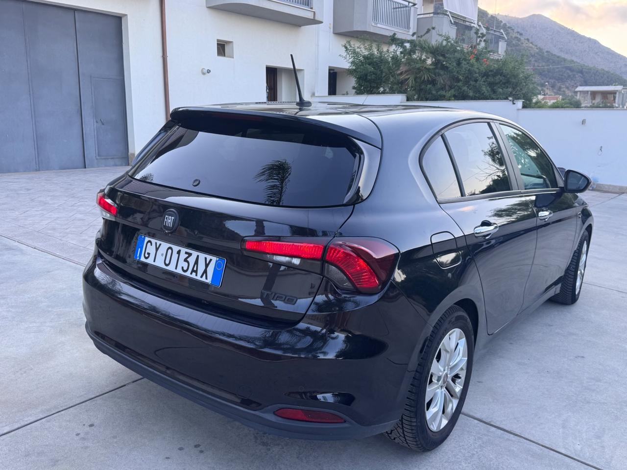 Fiat Tipo 1.6 Mjt S&S 5 porte Easy
