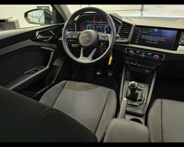 AUDI A1 citycarver 30 TFSI Admired