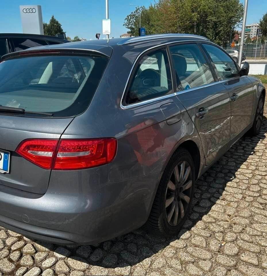 Audi A4 Avant 2.0 TDI 177CV -Automatica-