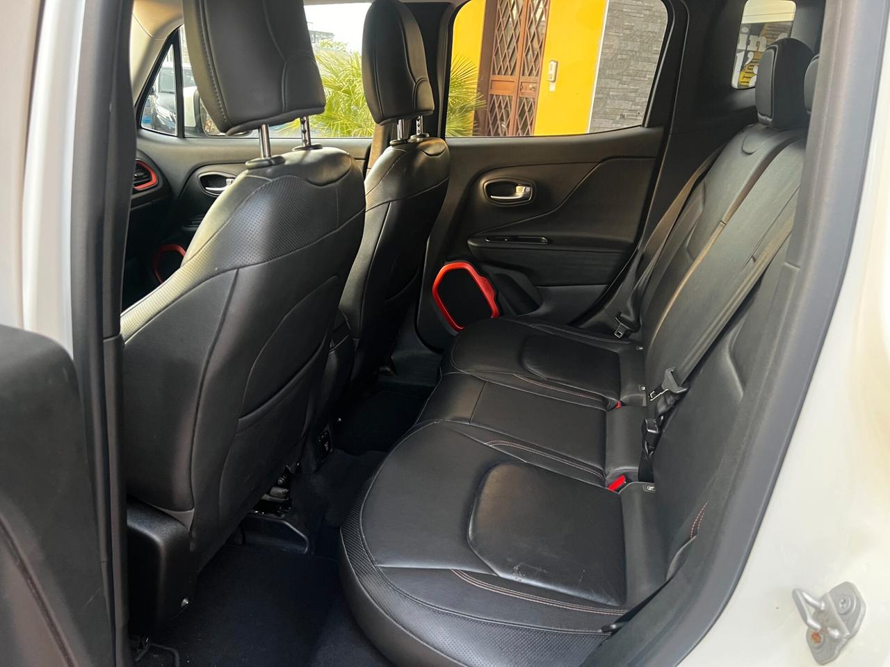 Jeep Renegade 1.6 Mjt 120 CV Limited- NAVI