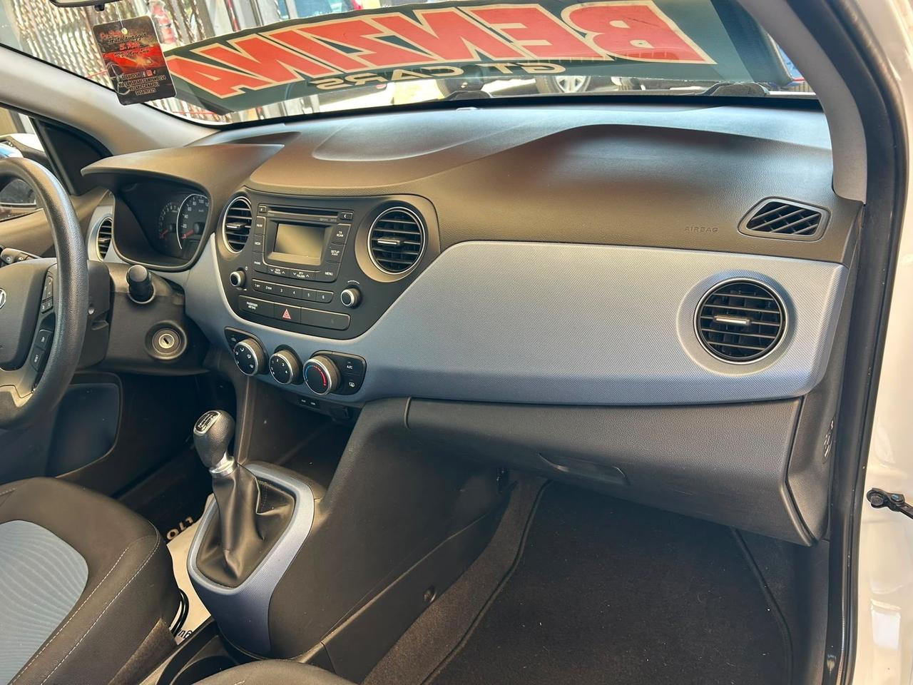 Hyundai i10 1.0 MPI Sound Edition