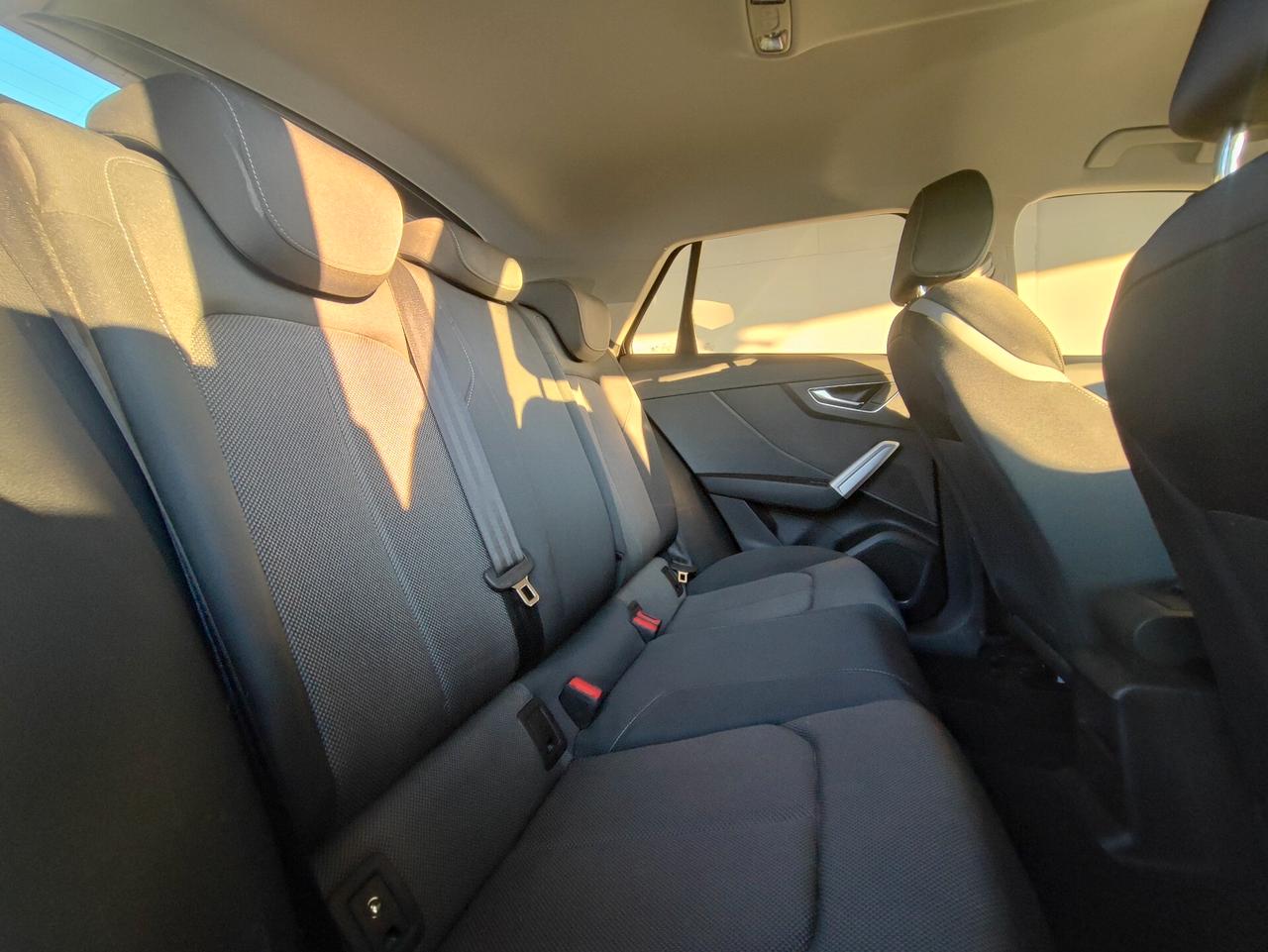 Audi Q2 30 TDI Business Design