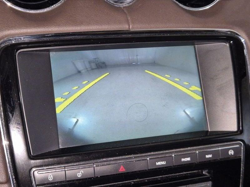 Jaguar XJ 3.0d V6 Portfolio auto my13