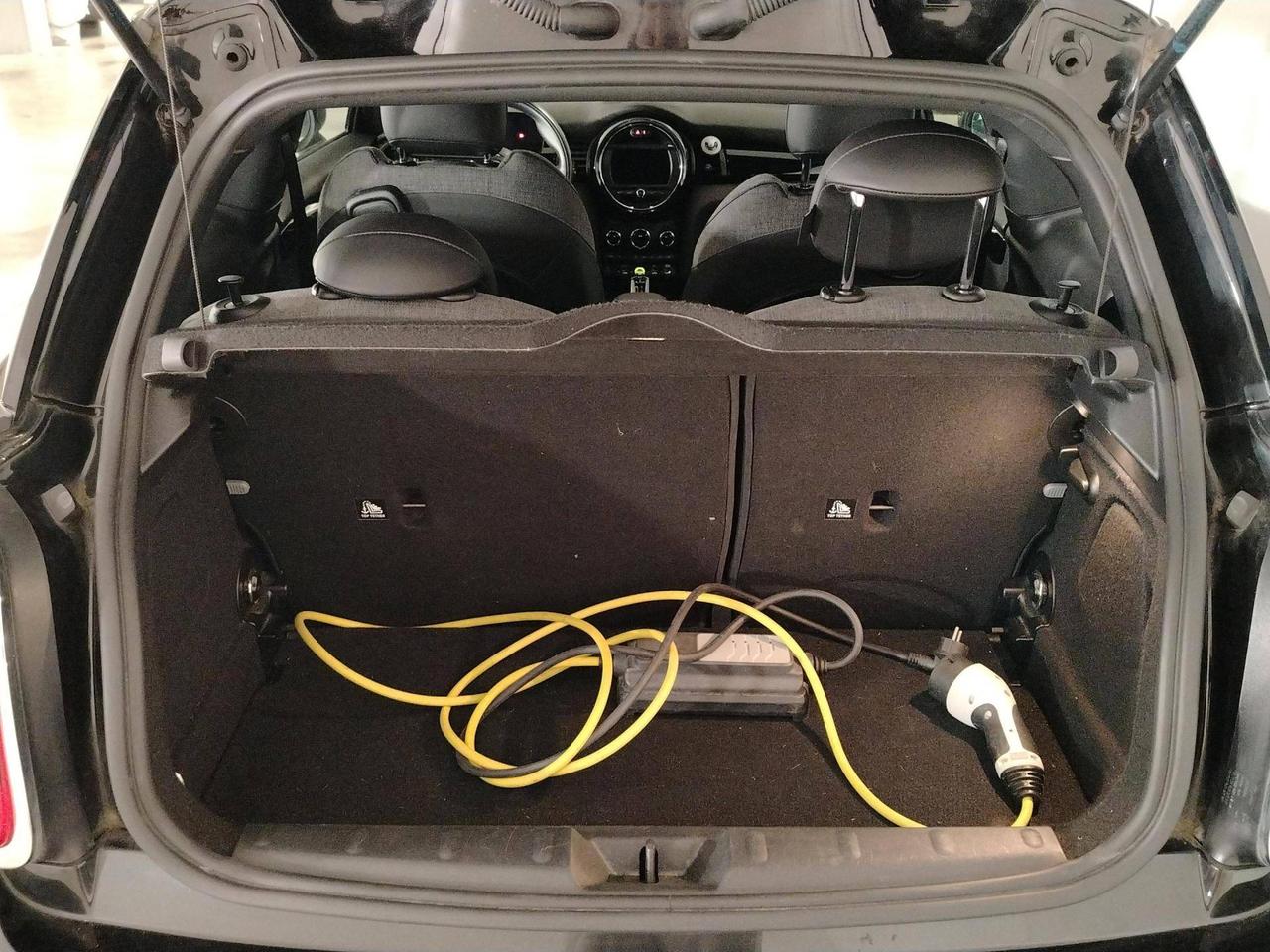 MINI Mini Cooper SE M