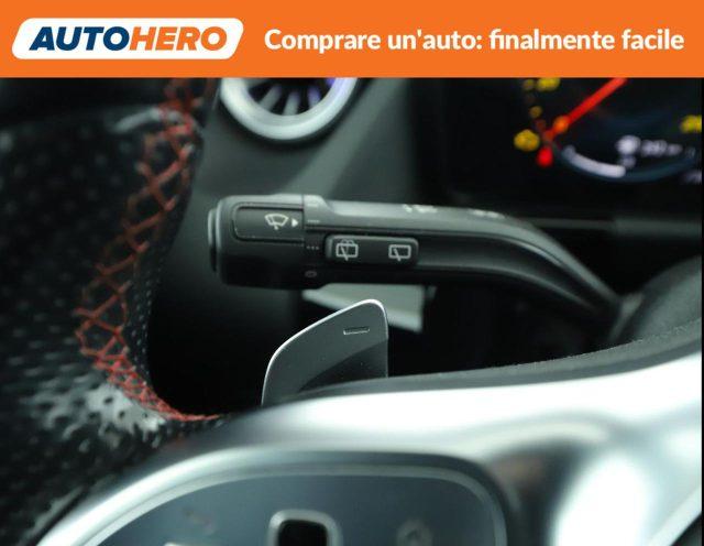 MERCEDES-BENZ GLA 200 d Automatic Premium