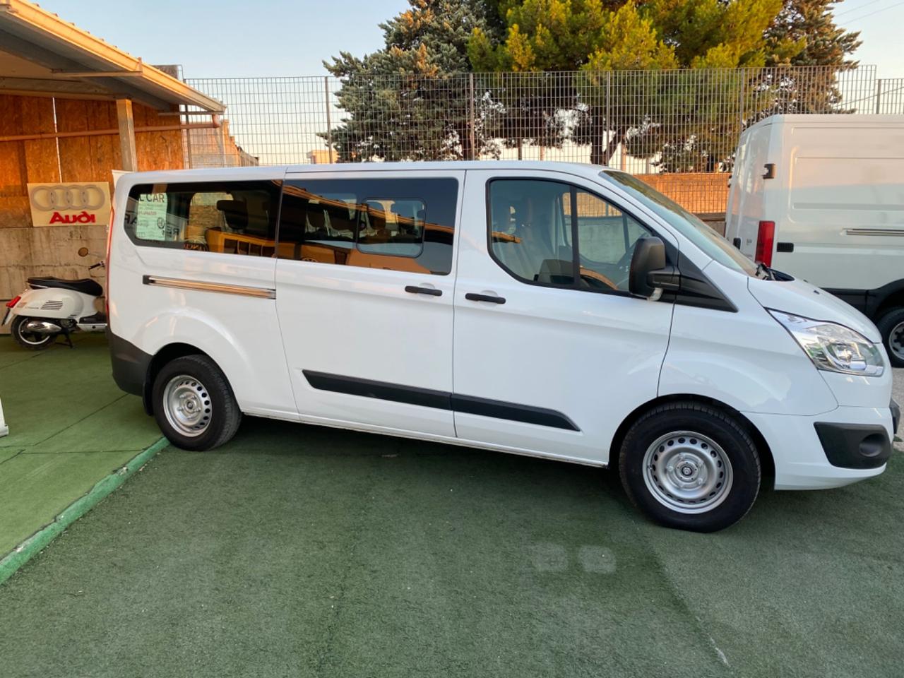 Ford Transit Custom 9 Posti Anno 2017