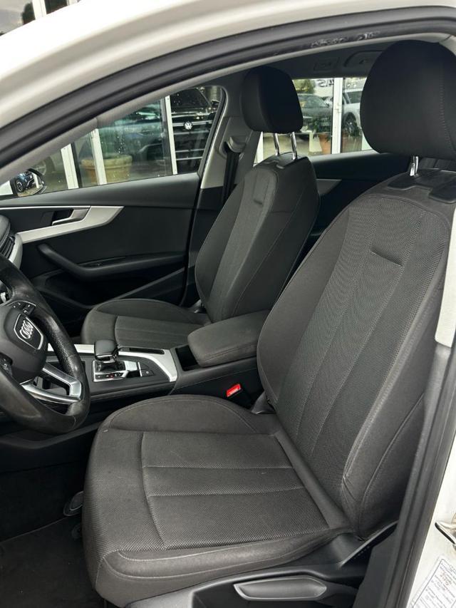 AUDI A4 Avant 30 TDI/136 CV S tronic Business