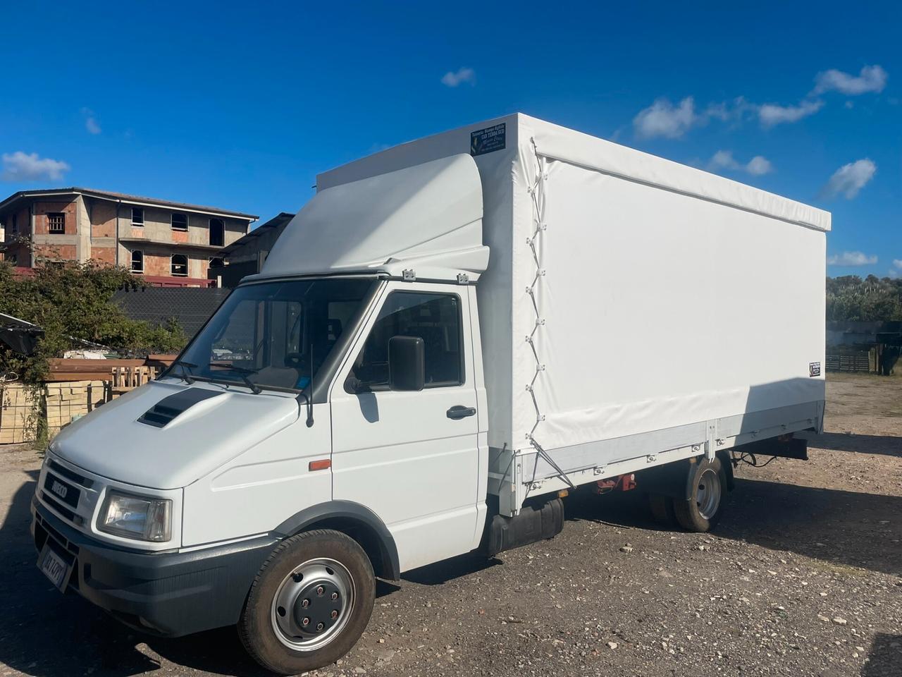 Iveco Daily 35.12 turbo centinato alza e bassa cassone cm. 470x220