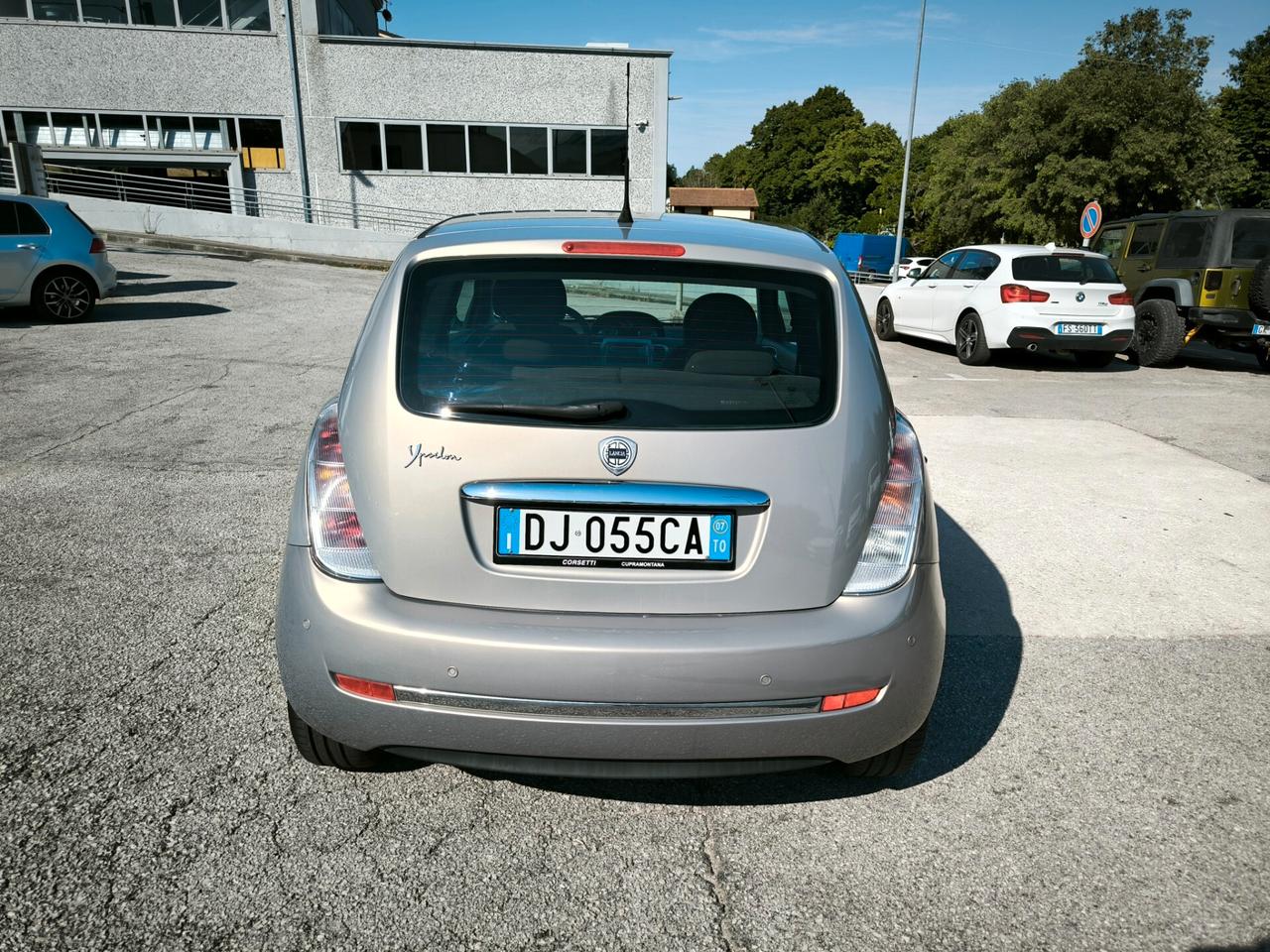 Lancia Ypsilon 1.2 Argento