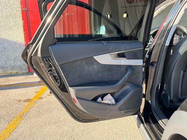 AUDI A4 allroad 40TDI 204CV Business.Ev.Matrix/Tetto/Gancio/Radar