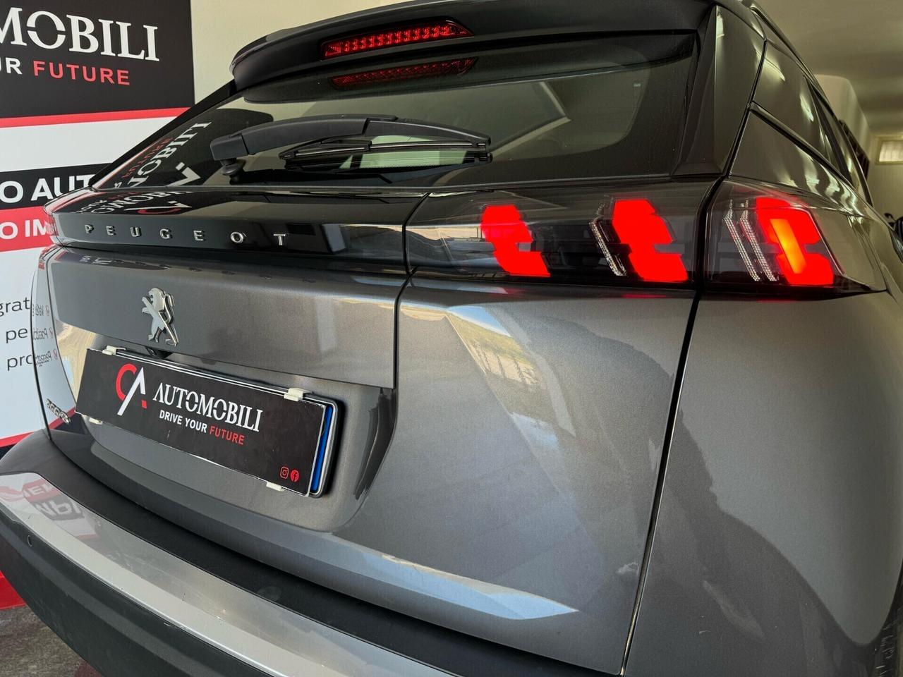 Peugeot 2008 BlueHDi 100 S&S Allure Navi Pack