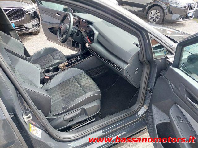 VOLKSWAGEN Golf 1.5 eTSI 150 CV EVO ACT DSG R-Line