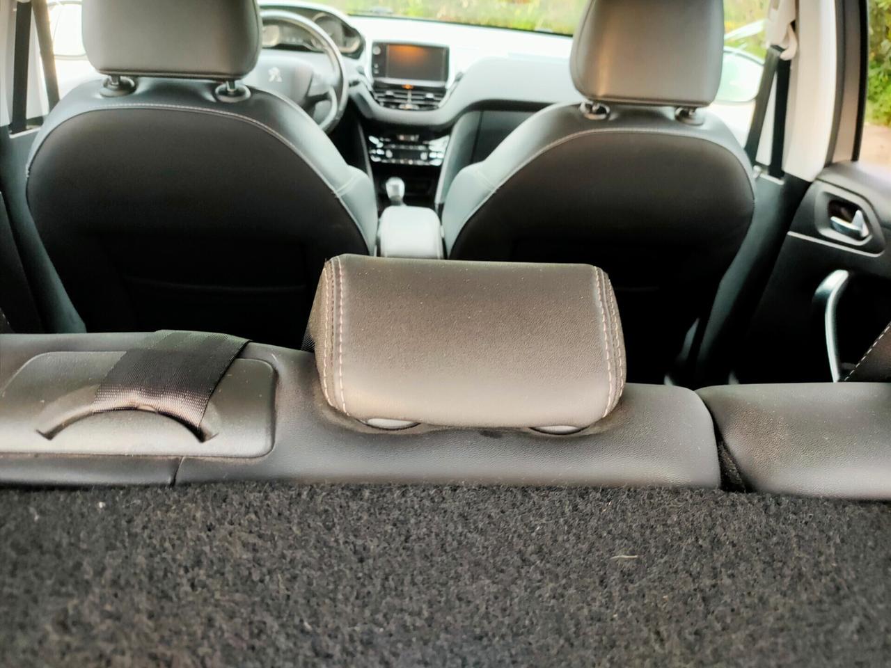 Peugeot 2008 BlueHDi 100 Allure