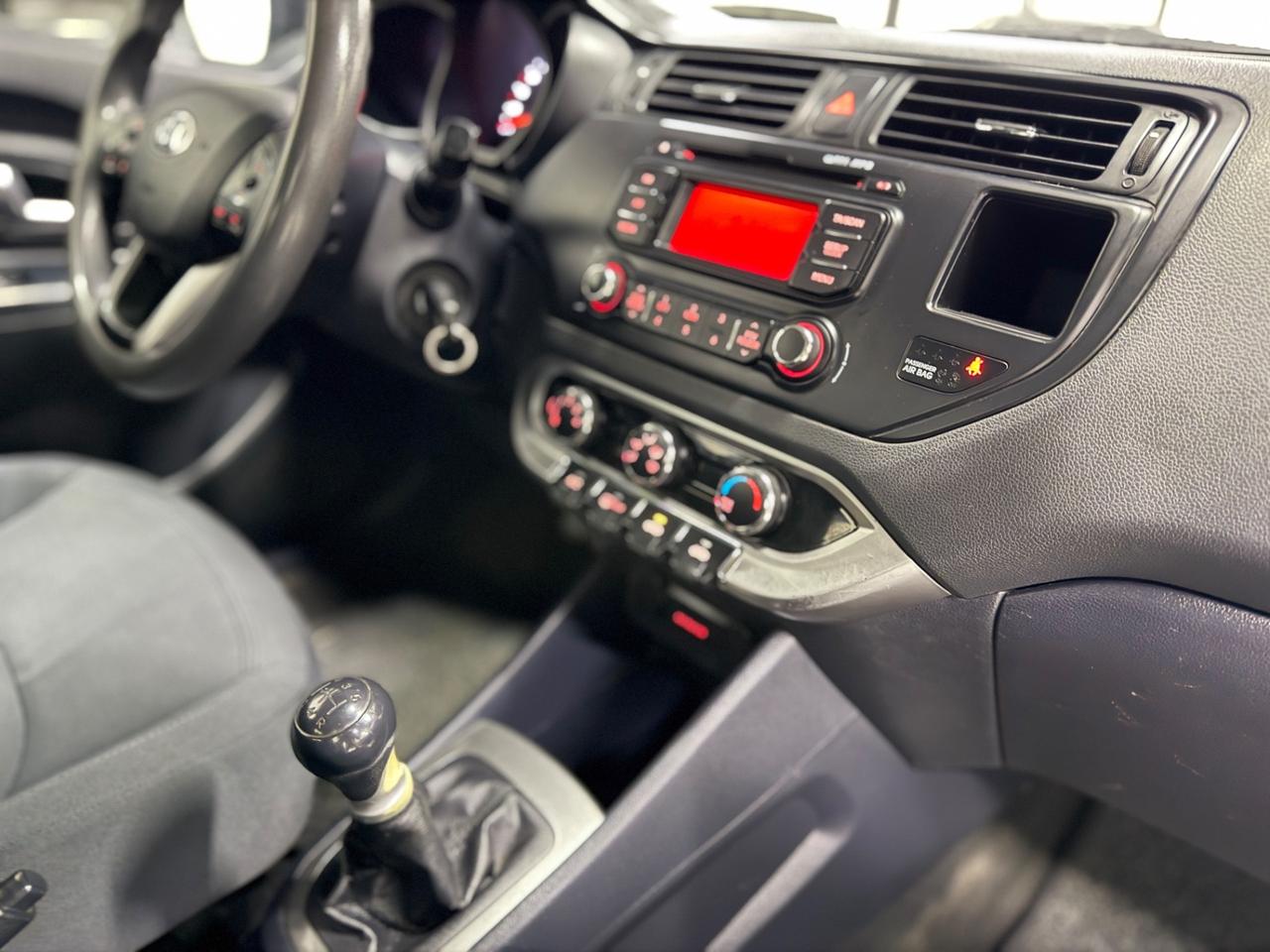 Kia Rio 1.2 CVVT 5p. EX