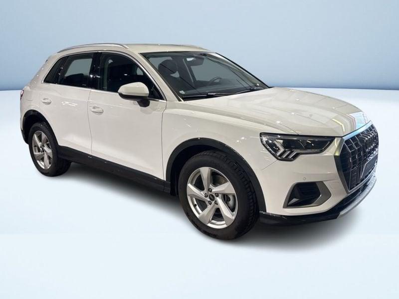Audi Q3 35 1.5 TFSI BUSINESS ADVANCED S-TRONIC