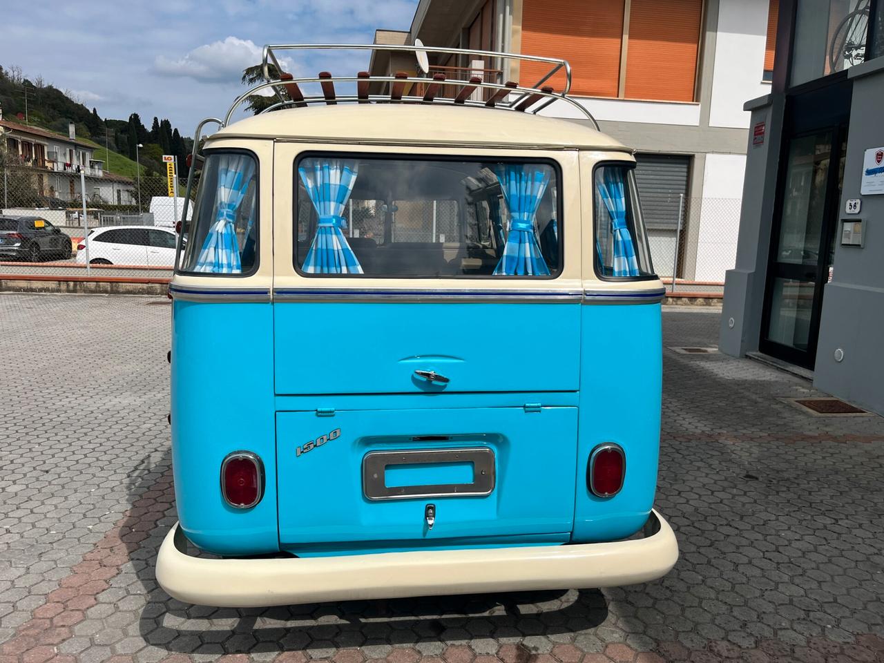 Volkswagen T1 replica Samba