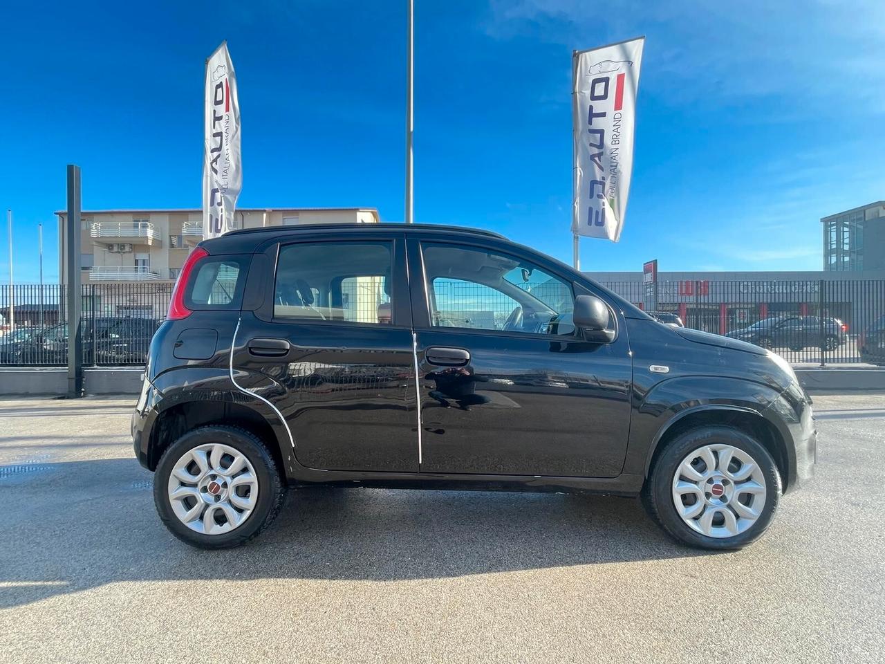 Fiat Panda 0.9 TwinAir Turbo Natural Power Lounge