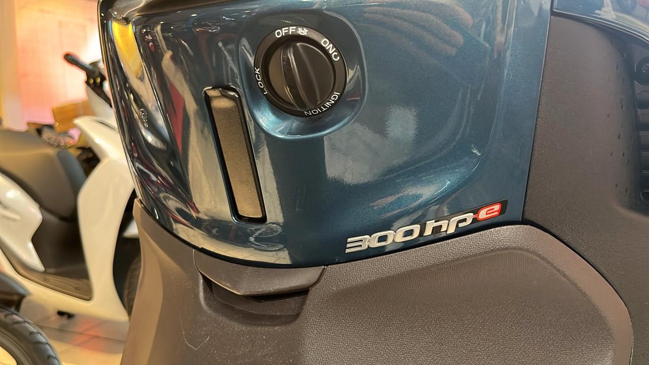 Piaggio Beverly 300