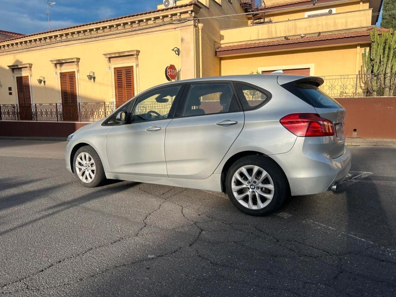 Bmw 2er Active Tourer 216d Active Tourer Advantage