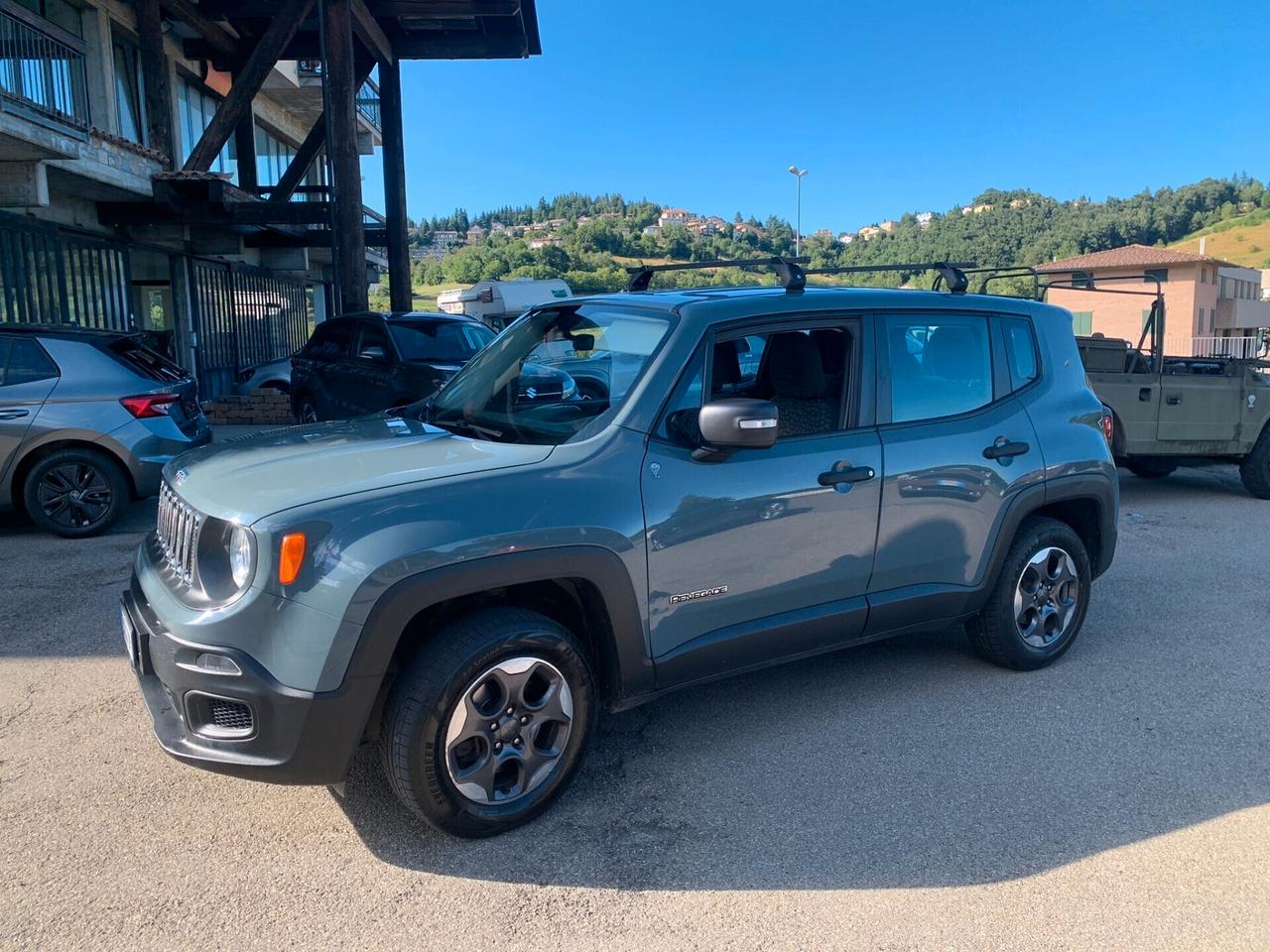 Jeep Renegade 4x4-manuale-unico proprietario-neo patentati- tdi-molto bella-tagliandata-del 2015