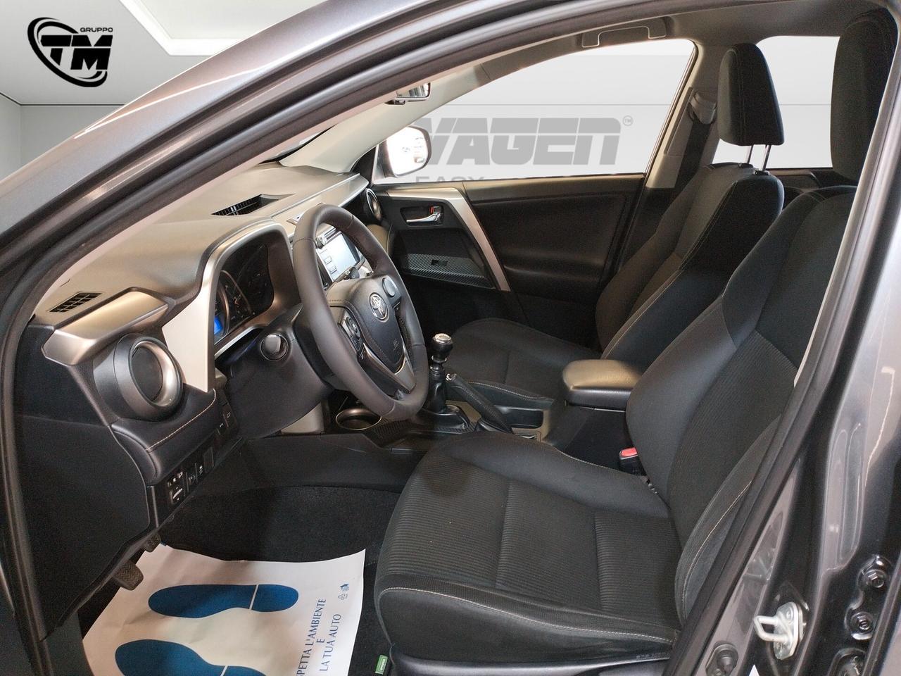 Toyota RAV 4 2.0 d-4d Active 4wd 124cv mt