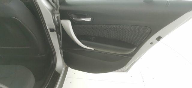 BMW 120 d 5p. Unique - CAMBIO AUTOMATICO
