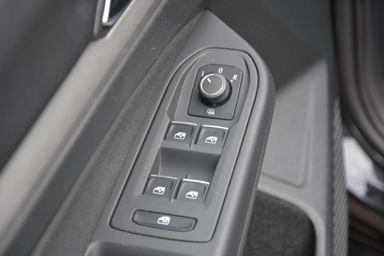 Volkswagen Golf 1.0 eTSI 110CV HYBRID DSG **PREZZO VERO**UNIPRO'