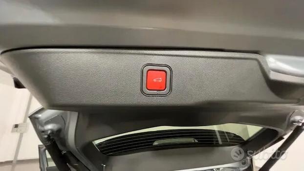 Jeep Avenger 1.2 Turbo Summit VIRTUAL NAVI CAMERA