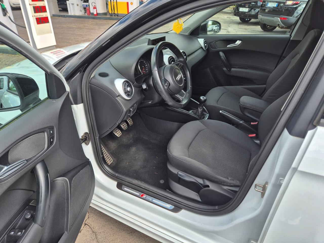Audi A1 SPB 1.2 TFSI S line edition
